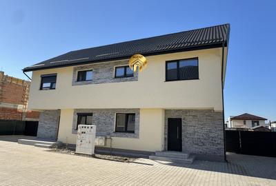 Casă cu 4 camere cu Teren 250 Mp în Sud-Vest