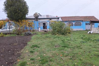 Vand casa trei camere - 1