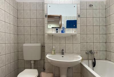 Apartament cu 3 camere decomandat, mobilat în P-ța Unirii - 11