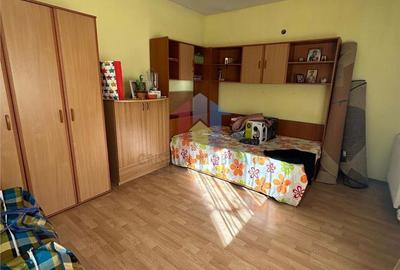 Casă cu 5 camere cu Teren 231 Mp în Chercea - 6