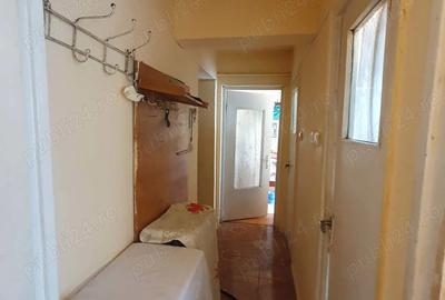 Apartament cu 3 camere decomandat în Central - 2