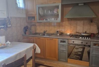 Apartament cu 3 camere decomandat în Central - 2