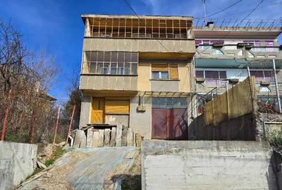 Casa de vanzare, zona str.Ecaterina Teodoroiu/Dealurile Oradiei Casa de vanzare, zona str.Ecaterina Teodoroiu/Dealurile Oradiei - 1