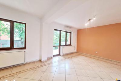 Casă cu 7 camere decomandat cu Garaj în Bartolomeu - 16