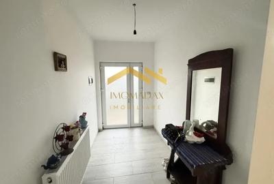 Casă cu 3 camere cu Canalizare în Remetea Mare - 15