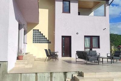 Casa constructie noua,priveli?te superba - 1