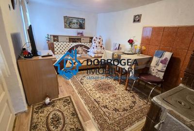 Casă individuală cu 3 camere cu Canalizare în Central - 9