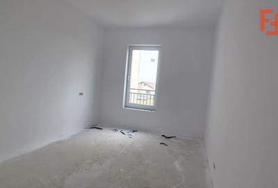 Duplex cu 4 camere cu Canalizare în Moșnița Nouă - 9