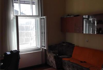 Casă cu 5 camere cu Teren 2100 Mp în Central - 7