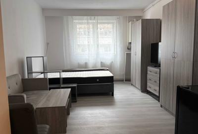 Garsonieră decomandată în Vasile Aaron - 4