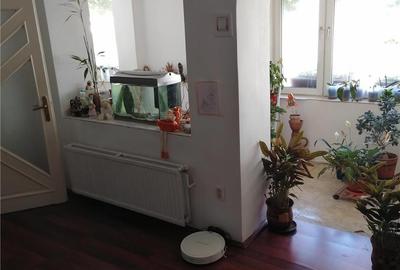 Casă cu 3 camere în Central