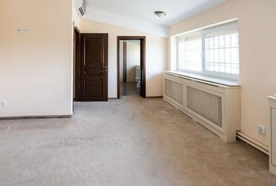 Imobil 28 CAMERE pretabil CAMIN BATRANI- GRADINITA-CLINICA MEDICALA Imobil 28 CAMERE pretabil CAMIN BATRANI- GRADINITA-CLINICA MEDICALA - 13