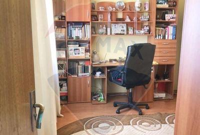 Casa / Vila cu 8 camere de vanzare in zona Nord-Est - 2