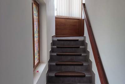 Casă cu 4 camere în Onești - 2