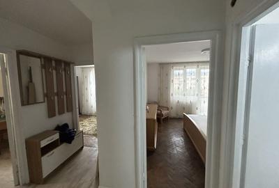 Apartament cu 2 camere decomandat în Central - 4