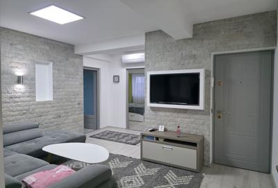 Apartament cu 3 camere decomandat, mobilat în Bulgaria - 2