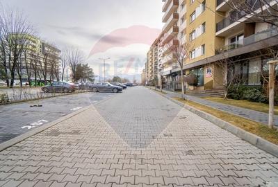 Apartament cu 2 camere decomandat, mobilat în Tractorul - 17
