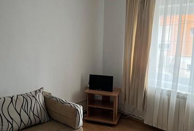 Apartament cu 2 camere decomandat în Miroslăvești - 1
