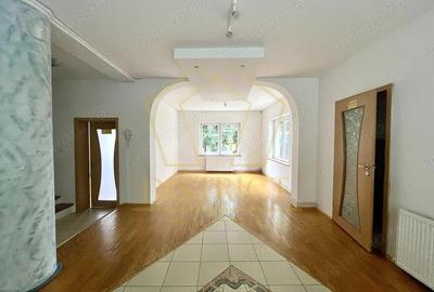 COM 0 | Casa individuala cu 5 camere ?i garaj | Simion Barnutiu - 1