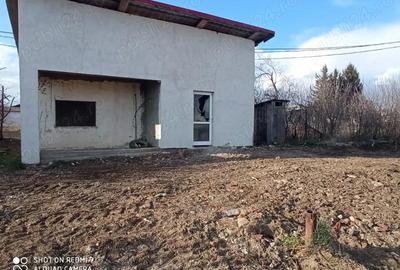 Casă cu 2 camere în Popricani - 1