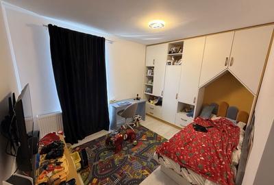 Apartament cu 3 camere decomandat în Central - 4
