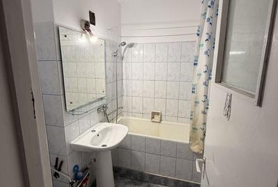 Apartament cu 2 camere semidecomandat în Craiovei - 3