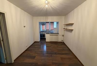 Garsoniera parter, de vanzare in zona Centrala - Bucegi - Sala Polivalenta - 1