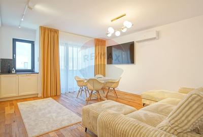 Apartament cu 3 camere decomandat, mobilat în Noua