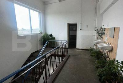 Spațiu comercial, de 4,500 mp, în Central - 9