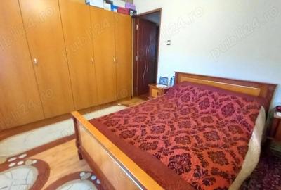 Apartament cu 3 camere decomandat în Central - 9