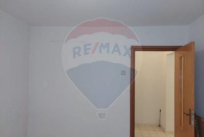 Apartament cu 3 camere de vanzare - 18