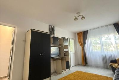 Garsonieră decomandată în Nicolina - 5