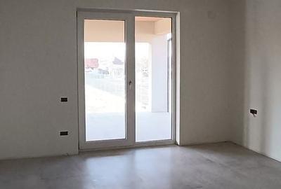 Casă cu 4 camere cu Teren 2122 Mp în Central