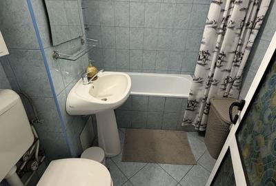 Apartament cu 3 camere decomandat în Central - 3