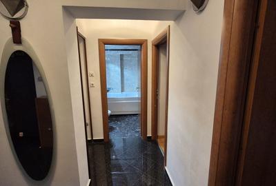 Apartament cu 3 camere, bloc 1990 - bd. Decebal piata Alba Iulia - 7