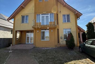 Casă cu 4 camere cu Teren 410 Mp în Moșoaia - 1