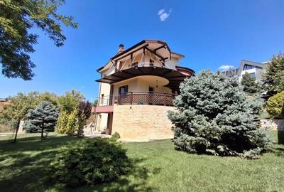 Casă cu 4 camere cu Teren 825 Mp în Bucium - 4