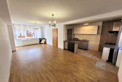 Casă cu 4 camere cu Canalizare în Europa - 2