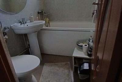 Apartament cu 3 camere semidecomandat în Central - 5