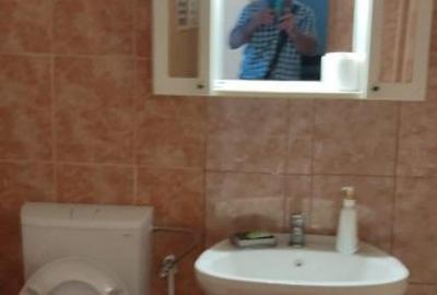 Apartament cu 2 camere decomandat în Piața Centrală - 4