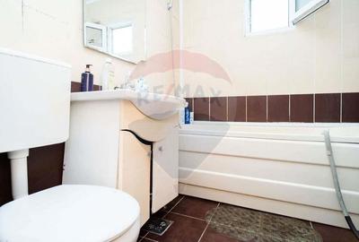 Apartament 3 camere decomandat Alexandru cel Bun Apartament 3 camere decomandat Alexandru cel Bun - 5