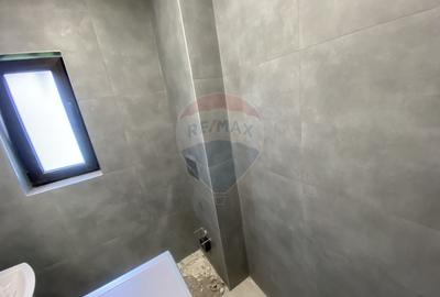Casă cu 4 camere cu Teren 286 Mp în Snagov - 9
