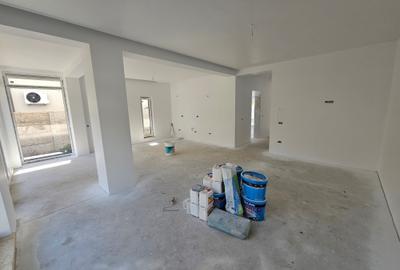 Casă de vânzare | 5 camere + mansardă | 280 mp | 380 mp teren - 6