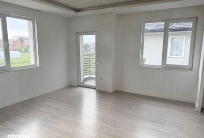 Casă cu 5 camere cu Teren 207 Mp în Central