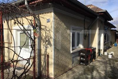 Casă cu 3 camere cu Teren 1000 Mp în Central - 2