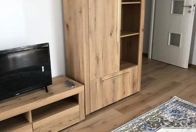 Apartament cu 2 camere decomandat în Sisești