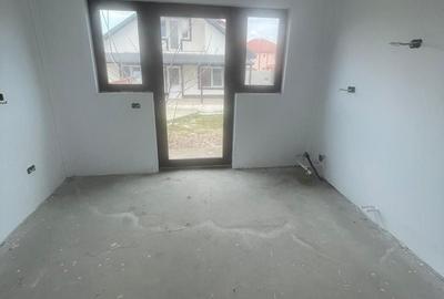 Casă individuală cu 4 camere cu Canalizare în Valu lui Traian - 12