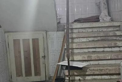 Casă cu 6 camere cu Teren 800 Mp în Verendin - 2