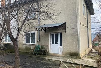 Casă cu 5 camere cu Teren 931 Mp în Movileni - 4