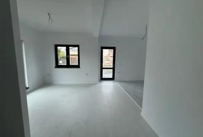 Casă cu 3 camere cu Canalizare în Afumați - 3